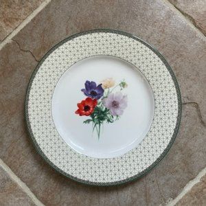 MIKASA Poppy Memory Salad/Dessert Plate - RETIRED - Pristine Condition